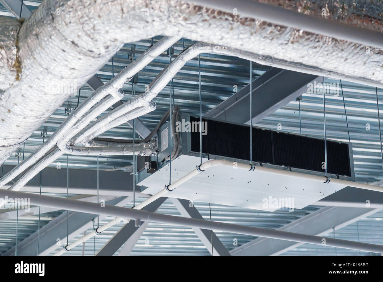 Gestione Industriale e condizionamento unità sospesa. Sistema di microclima. Foto Stock