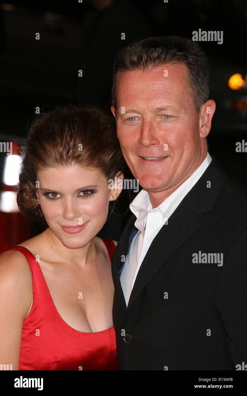 Kate Mara, Robert Patrick 12/14/06 Siamo Marshall @ Grauman's Chinese Theater, Hollywood foto di Fuminori Kaneko/HNW / PictureLux (14 dicembre 2006) Foto Stock