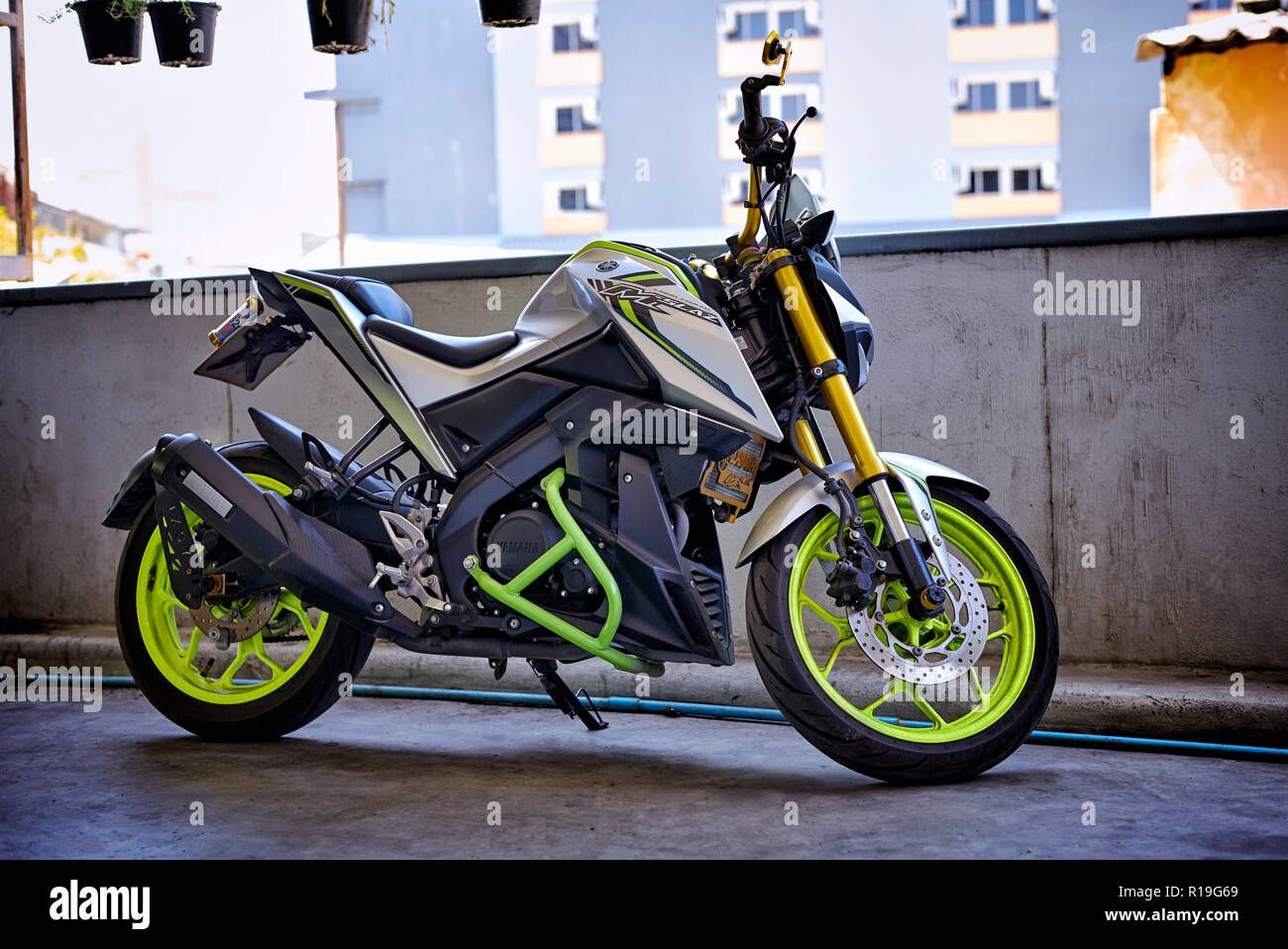 Motociclo. Yamaha M Slaz 150cc in moto. Foto Stock