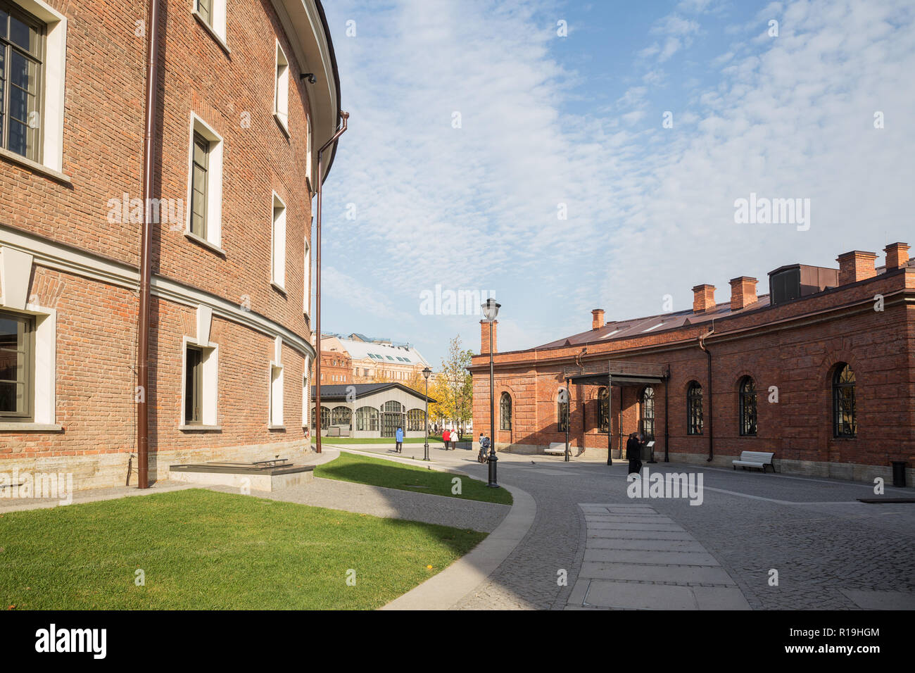 ST. PETERSBURG, Russia - 16 ottobre 2018: New Holland. Edifici ricostruiti dell'ex carcere "bottiglia" e la forge. Ora vi sono caffetterie, resto Foto Stock