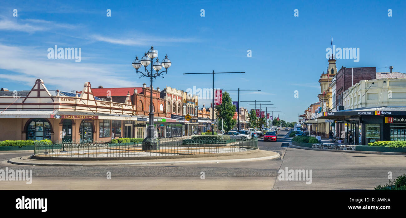 Grey Street, vista del centro della città del nord del paese dagli altopiani città di Glen Innes, New England, regione del New South Wales, Australia Foto Stock