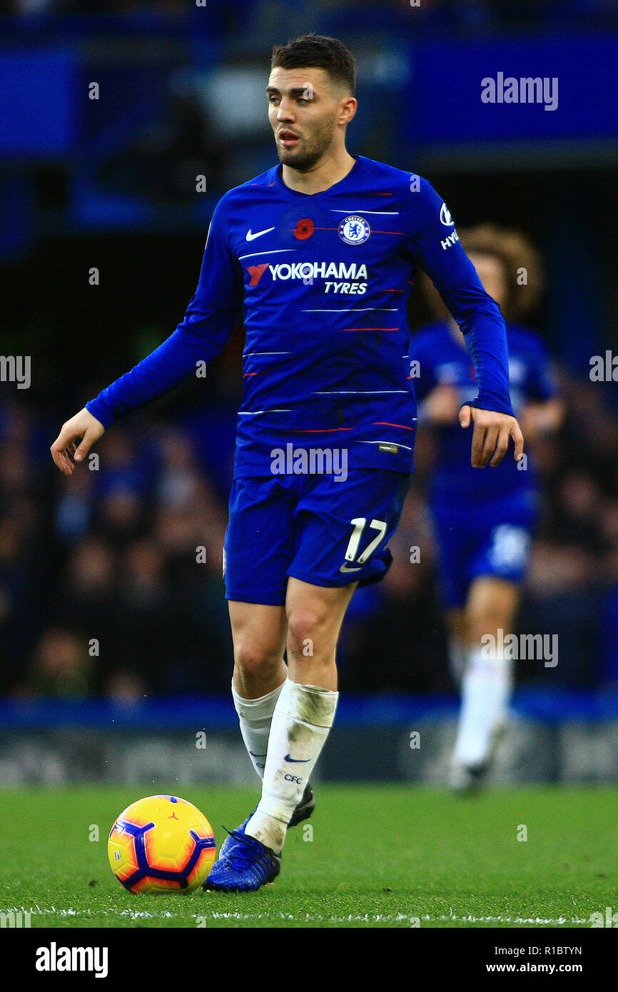 Londra, Regno Unito. Xi Nov, 2018.Mateo Kovacic del Chelsea in azione. Premier League, Chelsea v Everton a Stamford Bridge di Londra domenica 11 novembre 2018. Questa immagine può essere utilizzata solo per scopi editoriali. Solo uso editoriale, è richiesta una licenza per uso commerciale. Nessun uso in scommesse, giochi o un singolo giocatore/club/league pubblicazioni. pic da Steffan Bowen/ Andrew Orchard fotografia sportiva/Alamy Live news Foto Stock