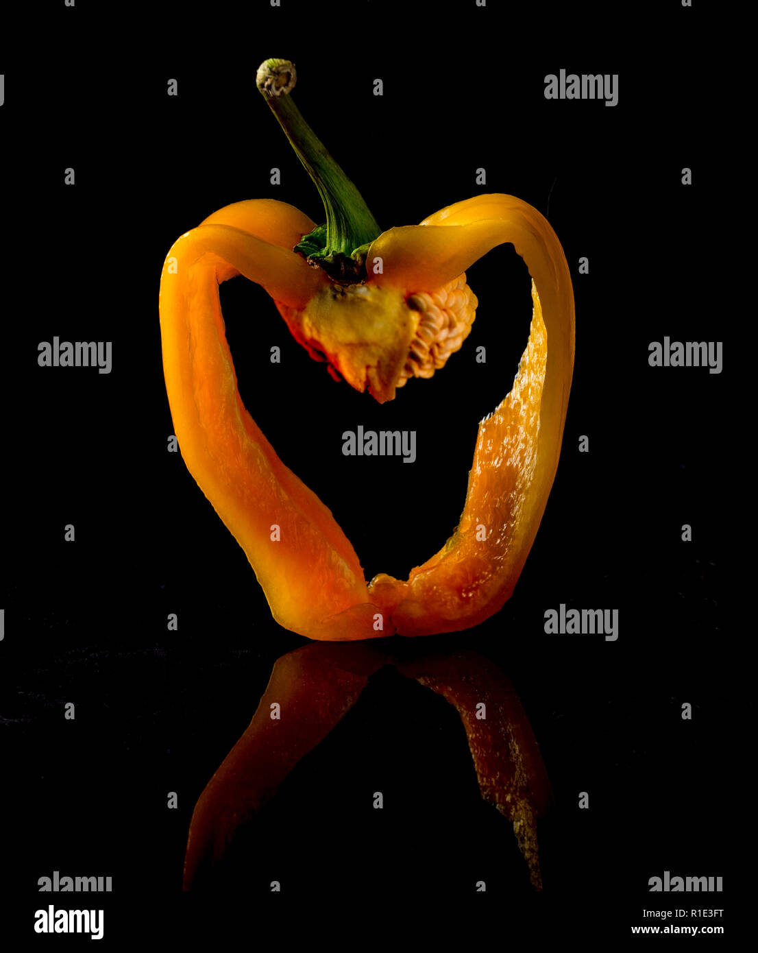Fette di peperone giallo Foto Stock