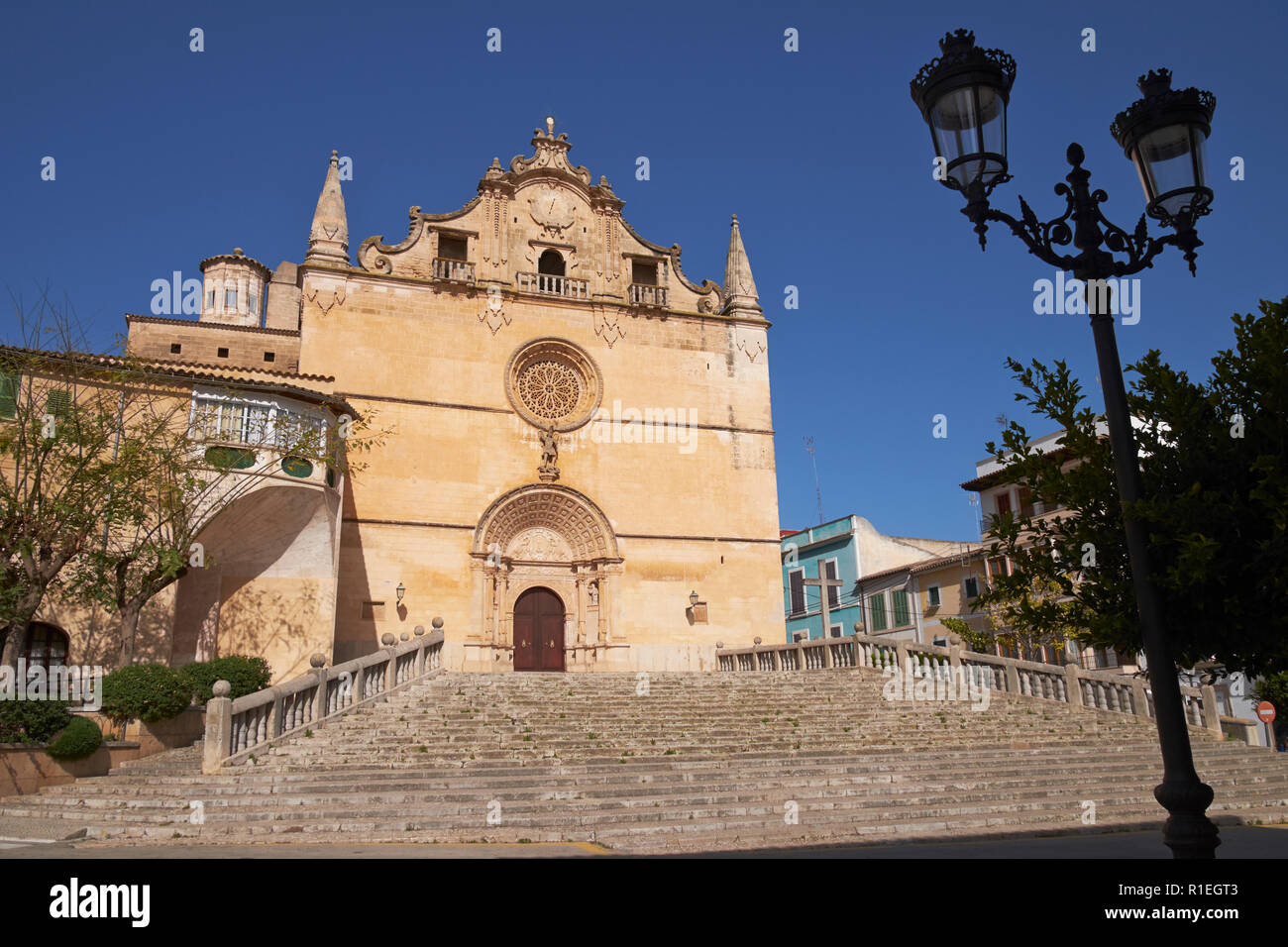 La chiesa parrocchiale di San Michele, Felantix, Maiorca, isole Baleari, Spagna. Foto Stock