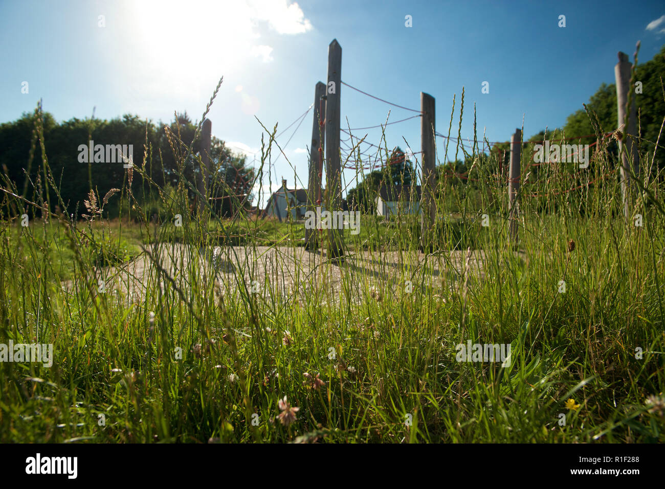 Lo sviluppo urbano con eco communal area di gioco Foto Stock