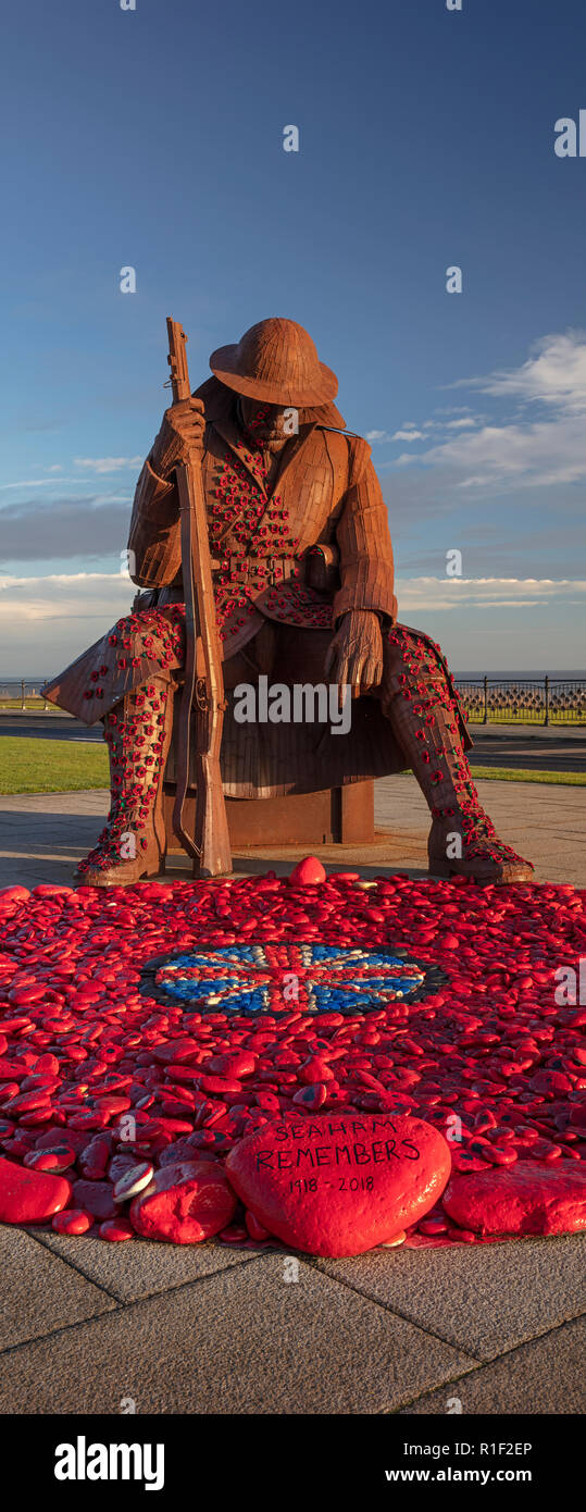 "Tommy' all'alba sul ricordo Domenica, Seaham, County Durham, Regno Unito Foto Stock