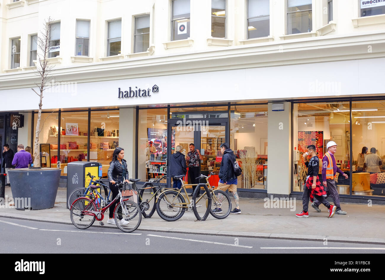 Il nuovo arredamento Habitat fashion store shop in North Street Brighton Regno Unito Foto Stock