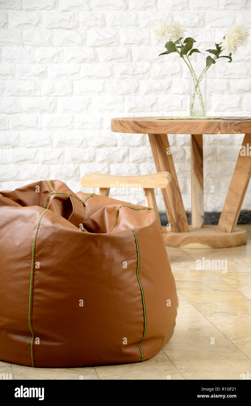 Divano singolo con bean bag Foto Stock