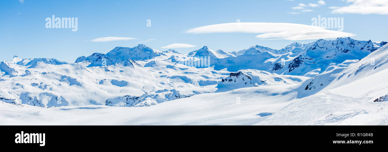 Immagine panoramica della neve montagne Foto Stock