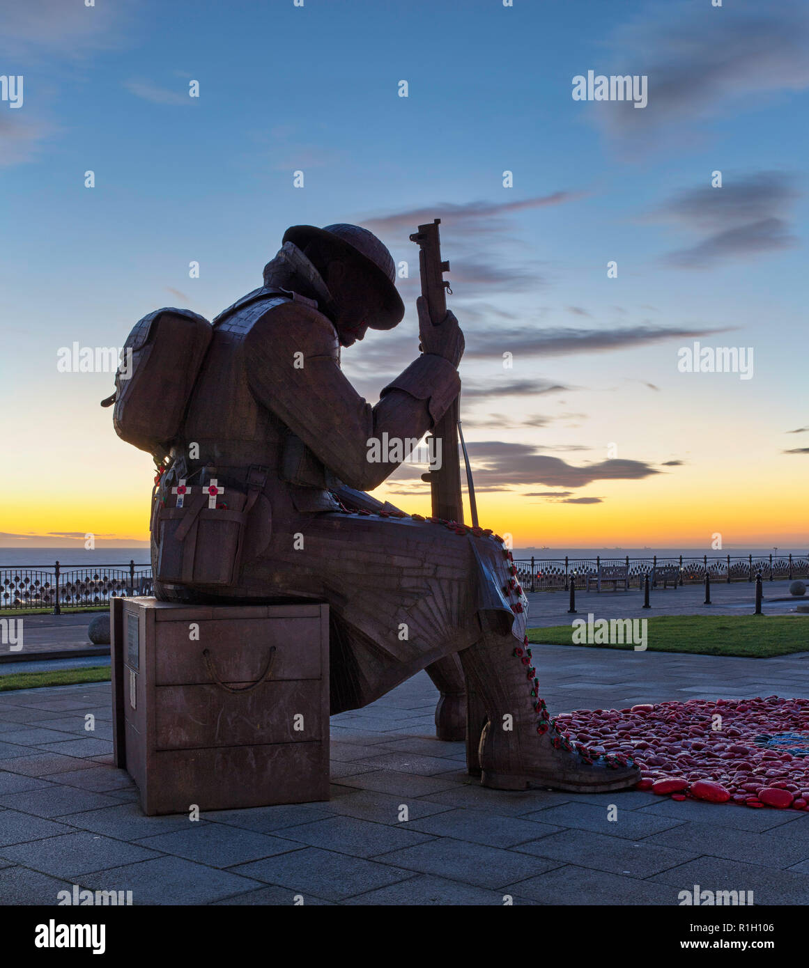 "Tommy' all'alba sul ricordo Domenica, Seaham, County Durham, Regno Unito Foto Stock