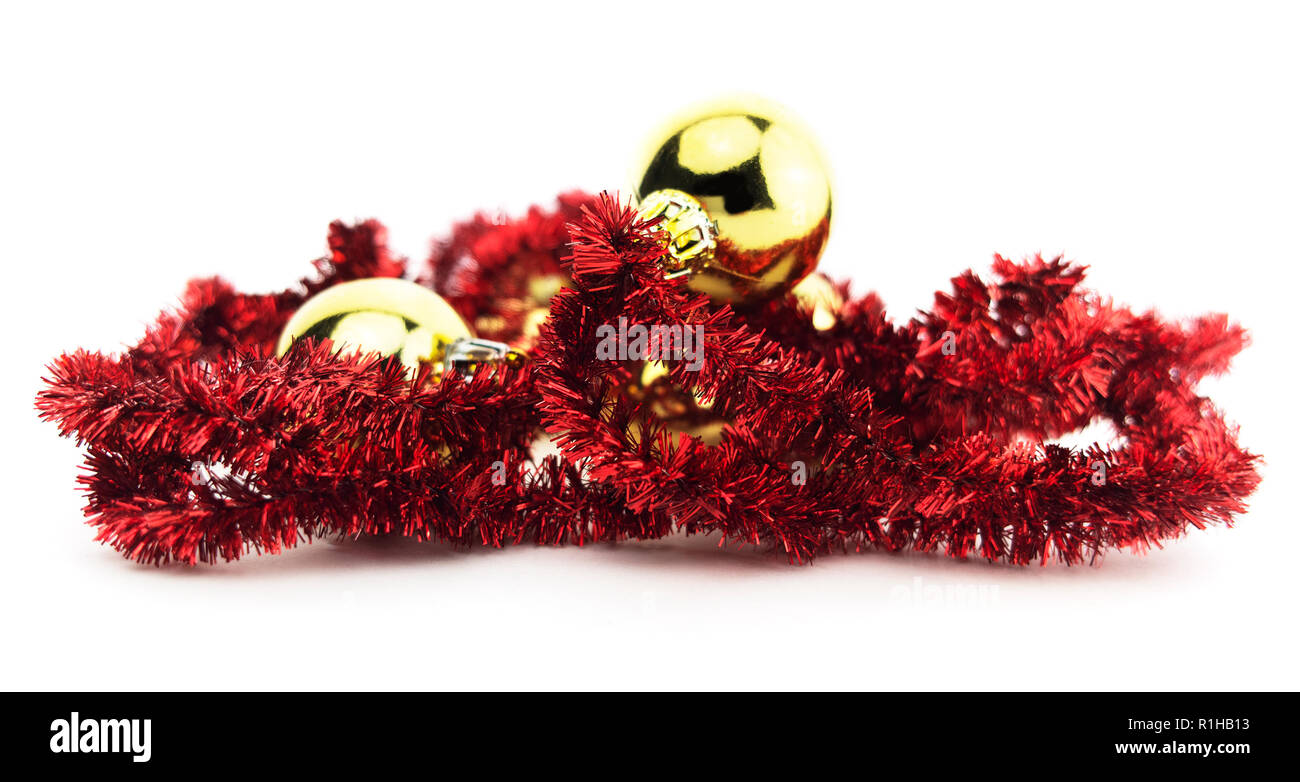 Holiday Ornamenti natale e rosso Tisnel decorazione su uno sfondo bianco. Foto Stock
