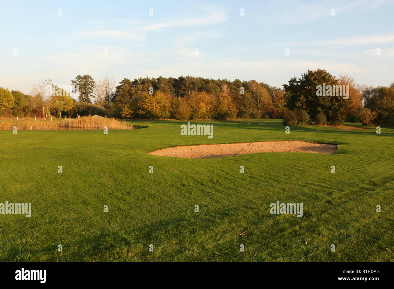 Auf dem Golfplatz im Zentrum von Bad Gögging, Einem Ortsteil von Neustadt an der Donau im Altmühltal Foto Stock