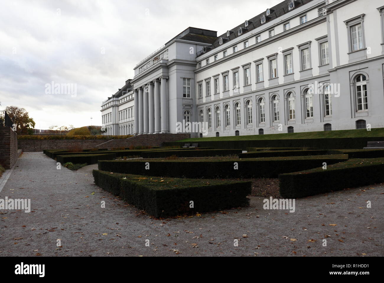 Prese nei giardini del Kurfürstliches Schloss (palazzo elettorale) di Coblenza, Germania. Foto Stock