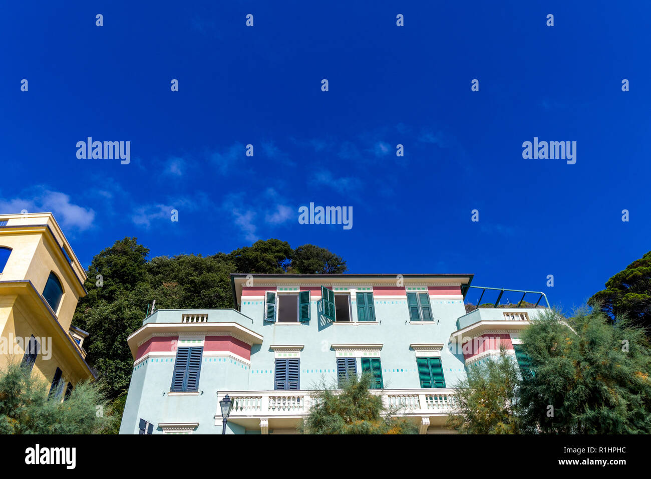 Casa colorati vicino fino a Monterosso al Mare in Italia Foto Stock