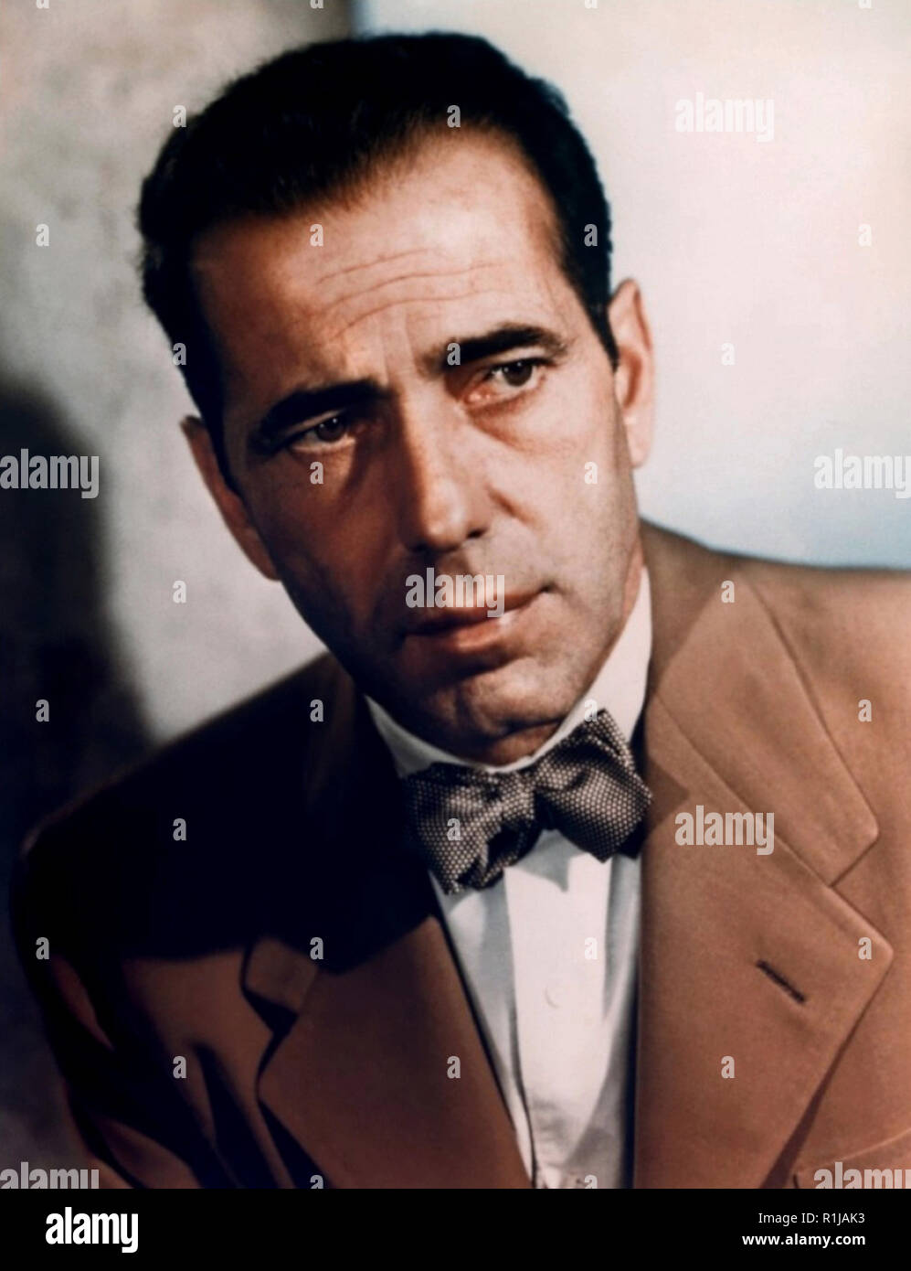 2016/01/31 23:05:56Bogart, Humphrey 2311,600 KB Scansione, restaurato e colorato da Colin Credito: Hollywood Archivio foto / MediaPunch Foto Stock