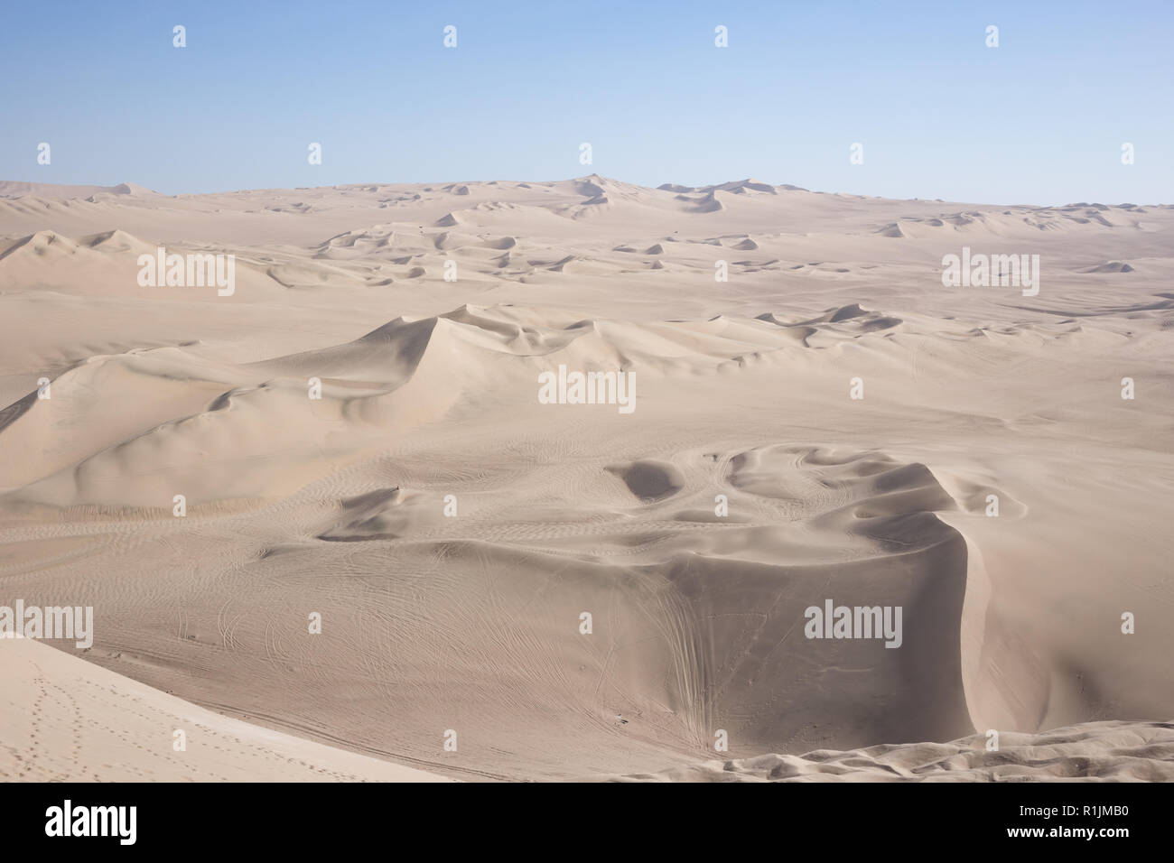 Deserto in provincia di Ica visto da di Huacachina Foto Stock