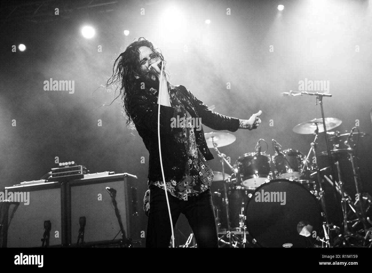 Turbowolf (cantante Chris Georgiadis) - 4 Novembre 2018 - Newcastle Northumbria Institute - concerto dal vivo la fotografia Foto Stock