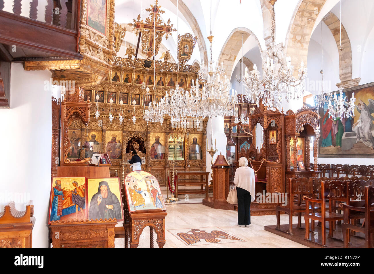 L Altare del monastero di Santa Croce (Timios Stavròs), Omodos (Monti Troodos), Limassol District, la Repubblica di Cipro Foto Stock