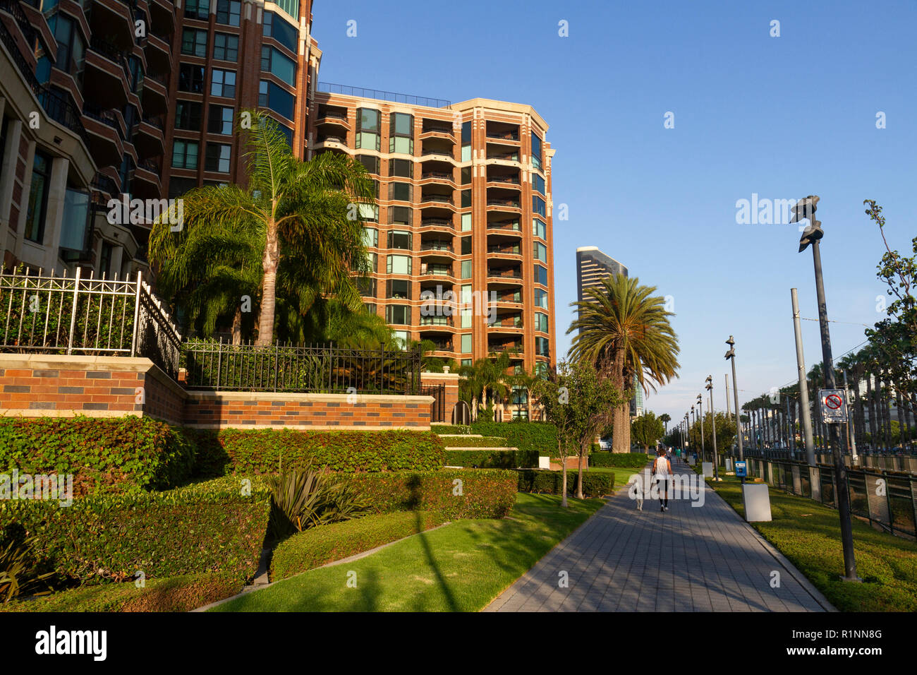CityFront Terrazza condomini su Martin Luther King Jr. passeggiata nel centro cittadino di San Diego, California, Stati Uniti. Foto Stock