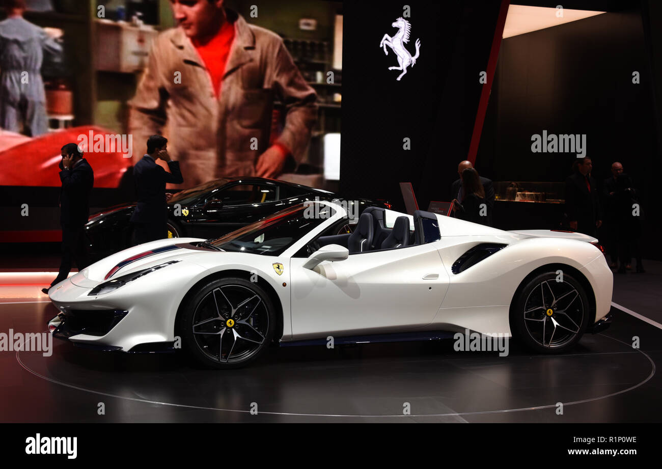 Ferrari 488 Spider Pista Mondial Motor Show Di Parigi