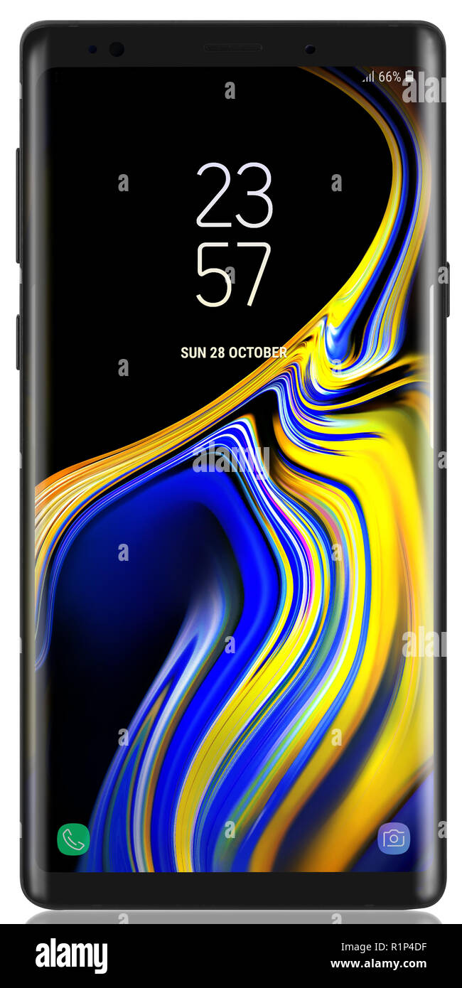 Koszalin, Polonia - 14 Novembre 2018: Samsung Nota 9 sono la nuova generazione smartphone da Samsung. La Samsung nota 9 è smart phone con multi touch sc Foto Stock