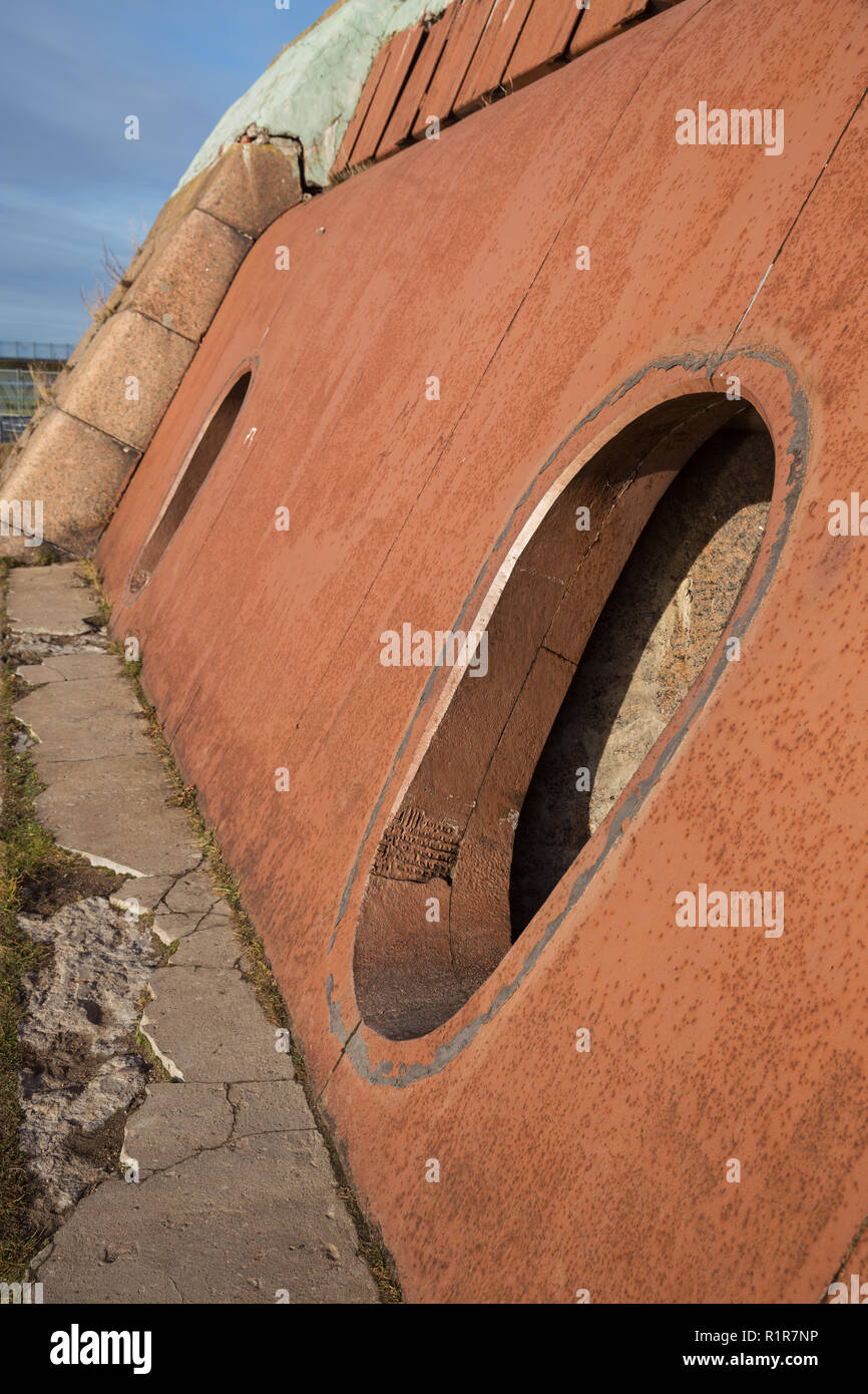 Schwede il parapetto blindato esterno, Fort Costantino, Kronstadt, Russia Foto Stock