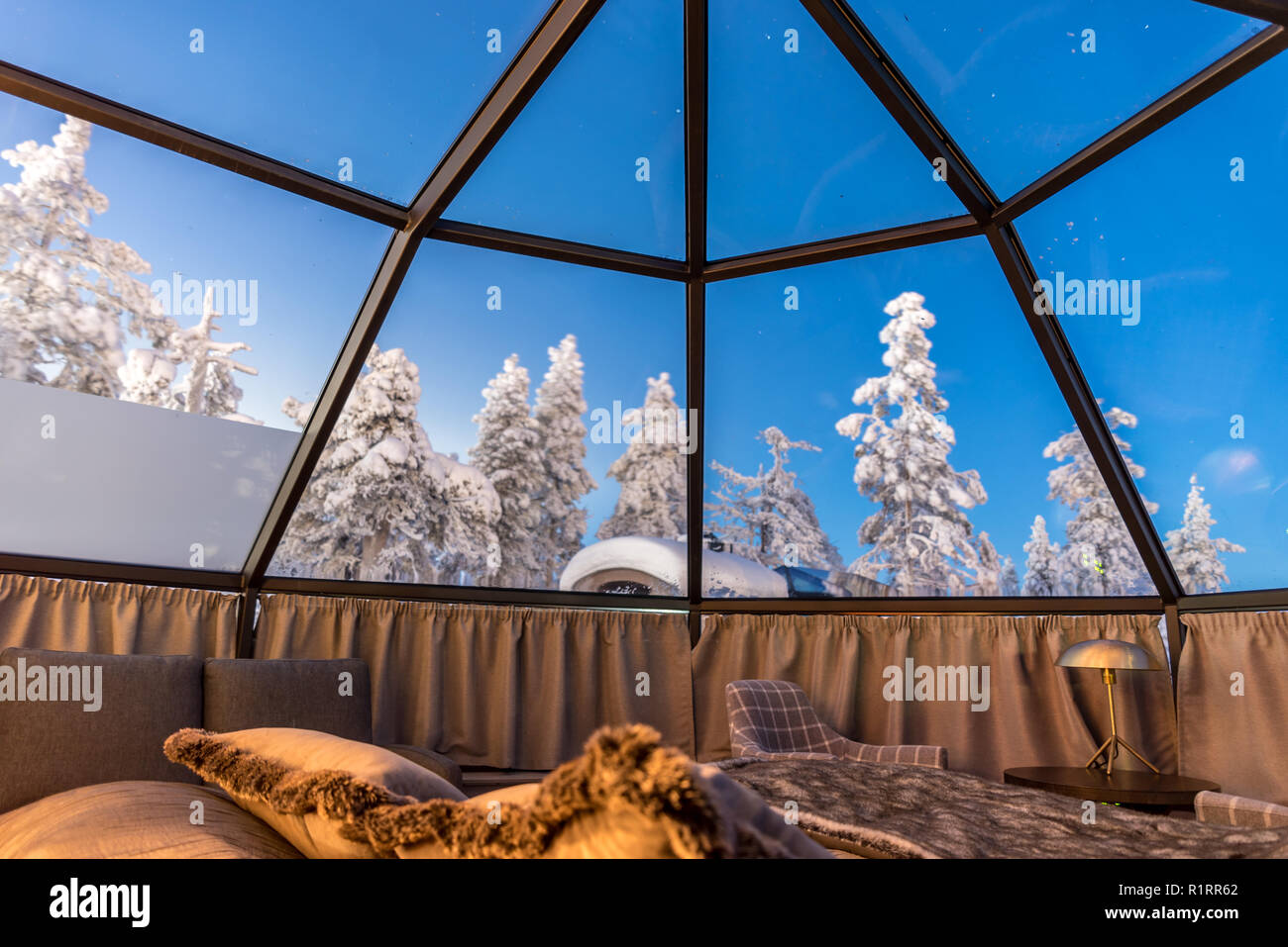 Glass igloo alloggio in Lapponia vicino a Sirkka, Finlandia Foto Stock