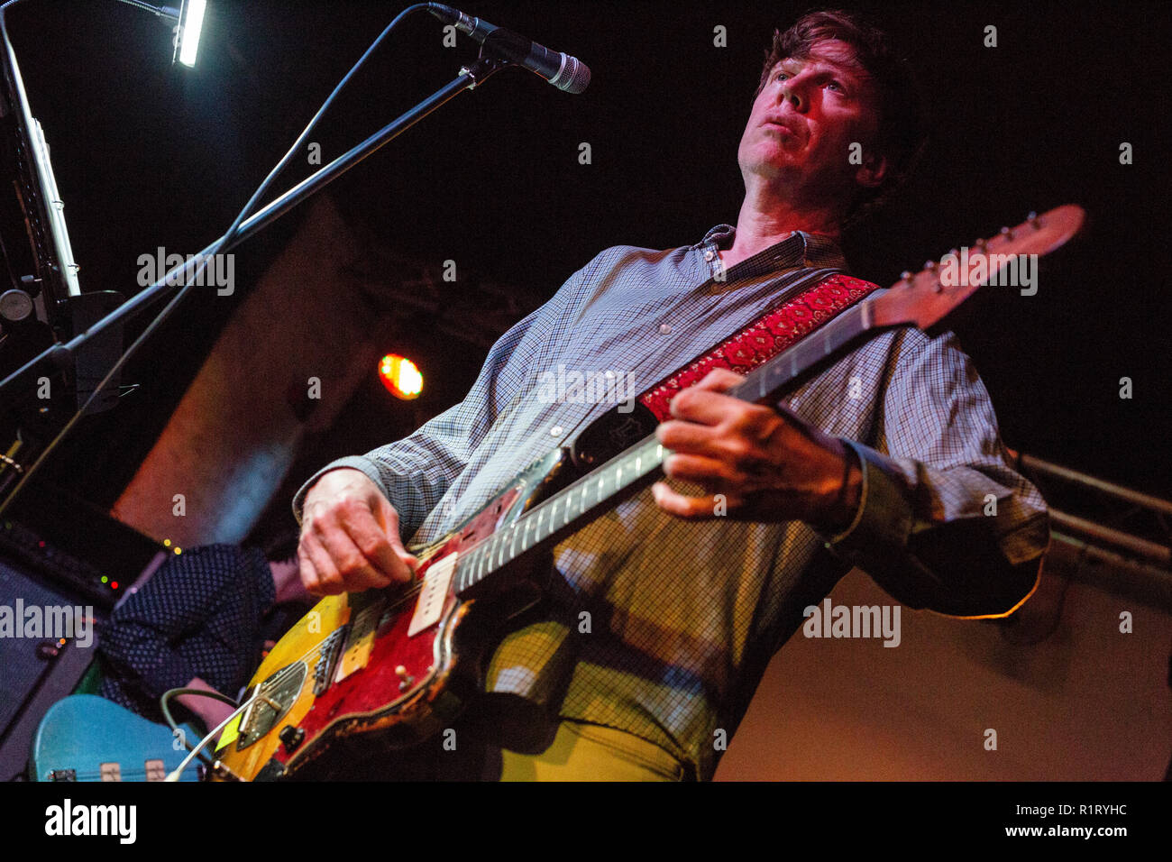 Thurston Moore (Thurston Moore Band, Thurston Moore Gruppo, ex Sonic Youth) - Maggio 2015 - Cluny Newcastle - concerto dal vivo la fotografia Foto Stock