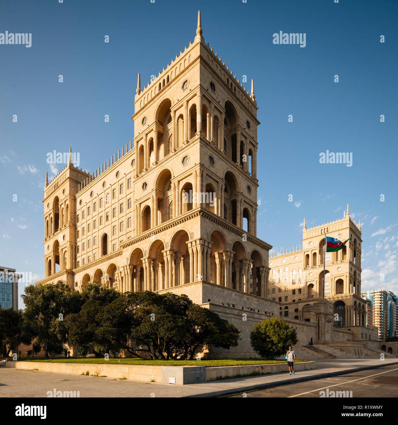 Esterno della casa del governo, la libertà Sqaure, Baku, Azerbaijan Foto Stock