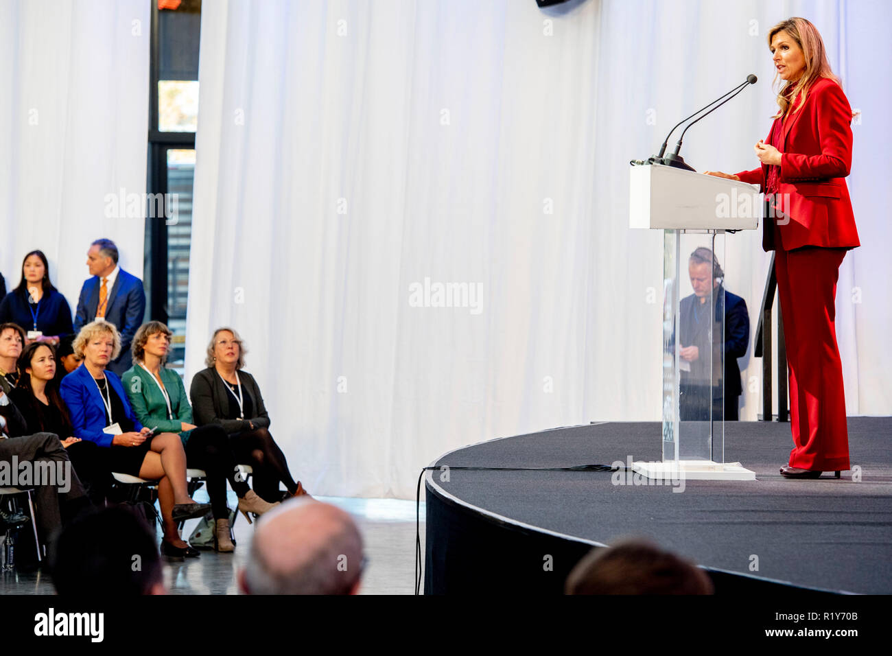 Queen M‡xima dei Paesi Bassi visiti la " Il futuro del commercio sostenibile " conferenza sul decimo anniversario del commercio sostenibile iniziativa (IDH) In Utrecht, Paesi Bassi, 15 novembre 2018. Ella partecipa al livello elevato prima colazione Sale riunioni e dà un discorso. Foto: Patrick van Katwijk/ | Foto Stock