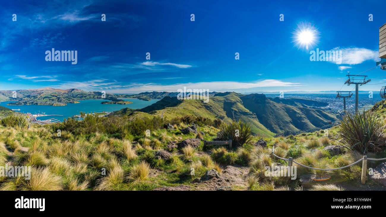 Christchurch in Gondola e il Lyttelton porta dal porto di colline in Nuova Zelanda, Isola del Sud Foto Stock