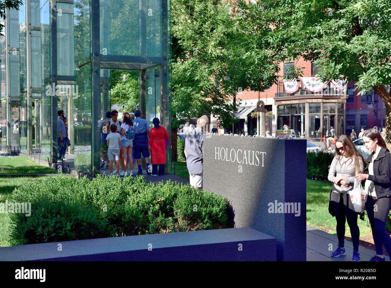 La Nuova Inghilterra il memoriale dell'Olocausto torri di vetro, Boston, Massachusetts, STATI UNITI D'AMERICA Foto Stock