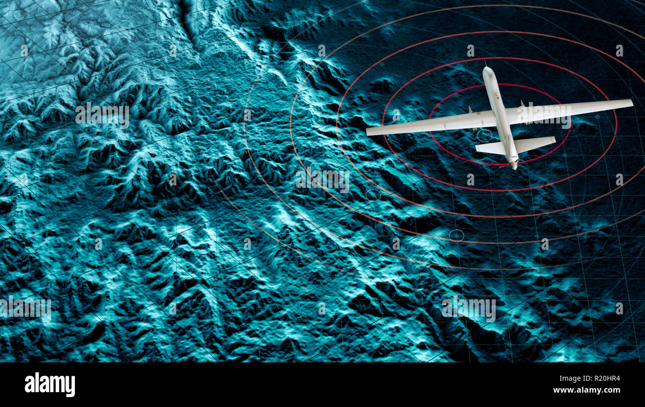 Vista satellite di un drone militare volando sopra una zona di guerra, le operazioni di guerra, la visione notturna. Obiettivo militare. Funzionamento in incognito. Rilievi di montagna Foto Stock