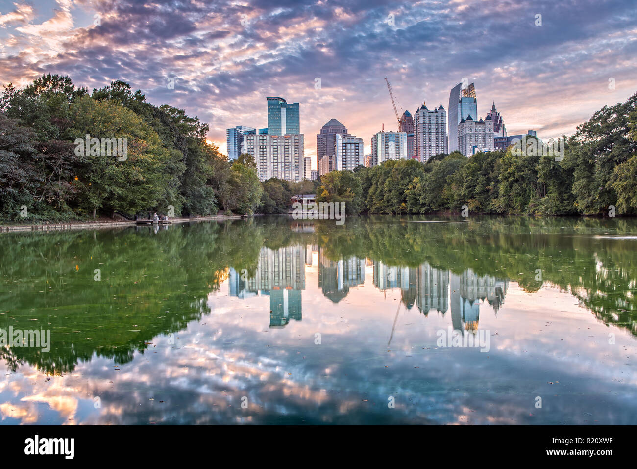 Atlanta Skyline dal parco piemontese al crepuscolo Foto Stock