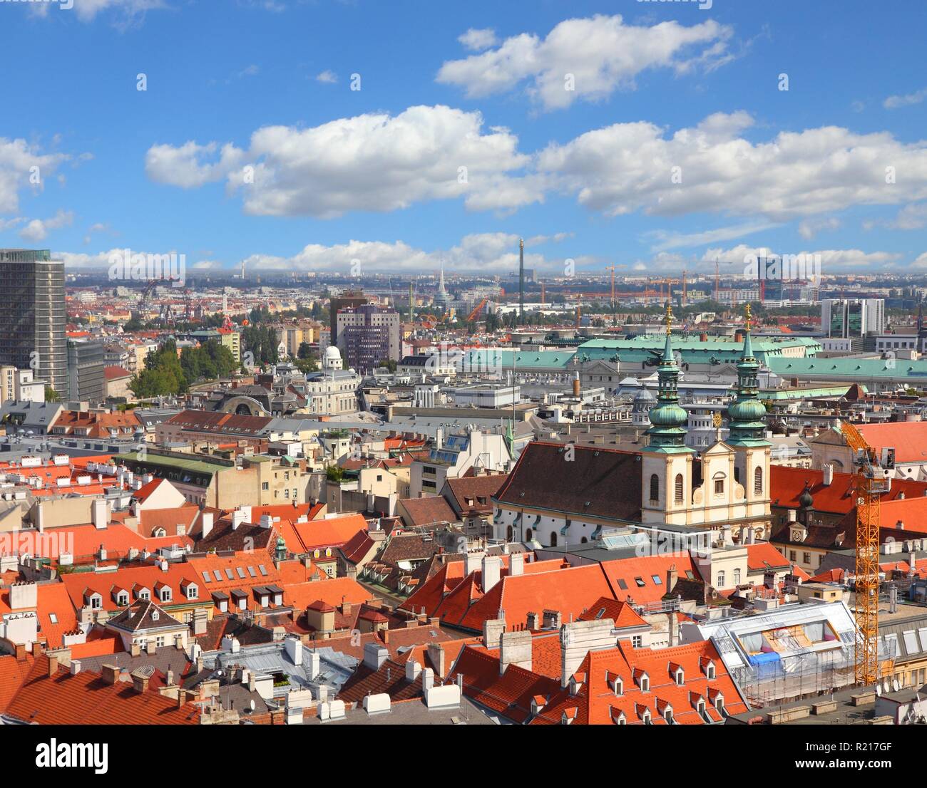 Vienna, Austria - Vista aerea della città vecchia, un sito Patrimonio Mondiale dell'UNESCO. Foto Stock
