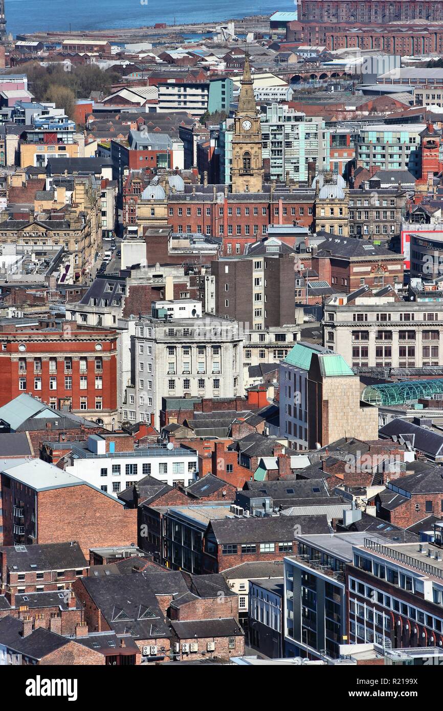 Liverpool - città della contea di Merseyside del Nord Ovest Inghilterra (UK). Vista aerea. Foto Stock