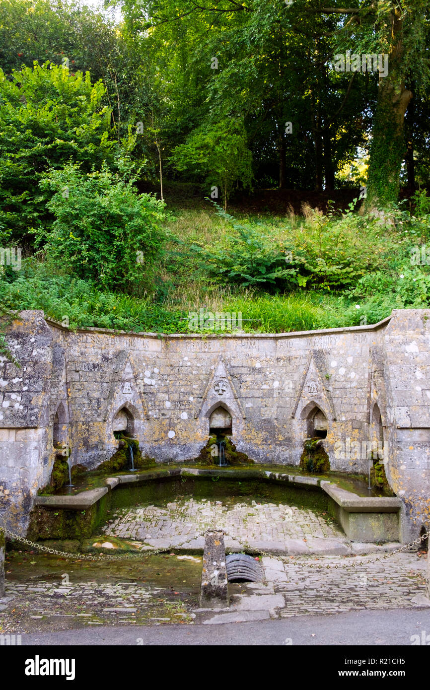 Le sette pozzetti/sette molle, Bisley, Cotswolds, Gloucestershire, UK. Foto Stock