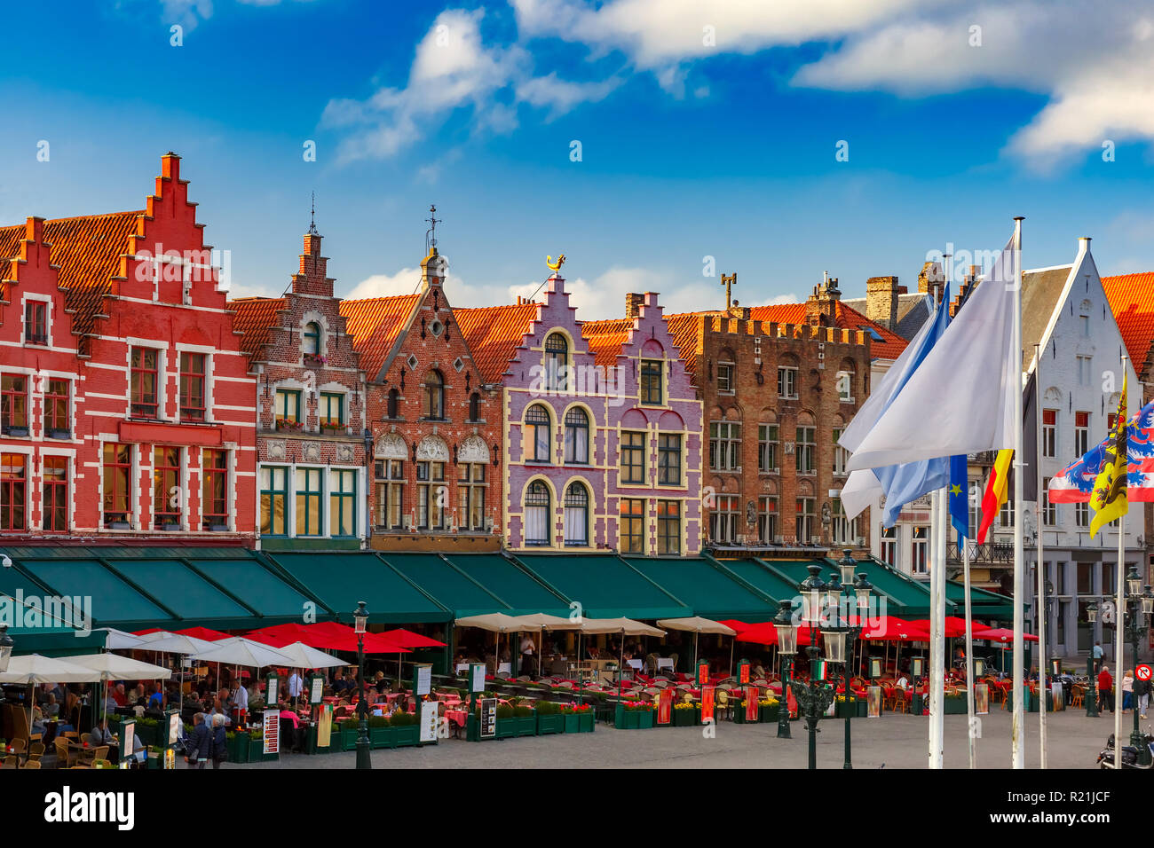 Vecchia Piazza del Mercato di Bruges, Belgio Foto Stock