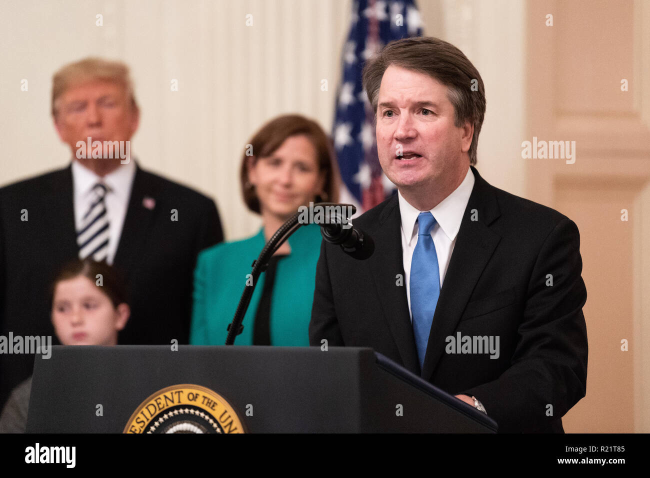 Brett Kavanaugh parlando al suo giuramento come una Corte suprema di giustizia nella Sala Est della Casa Bianca di Washington il 8 settembre 2018. Foto Stock