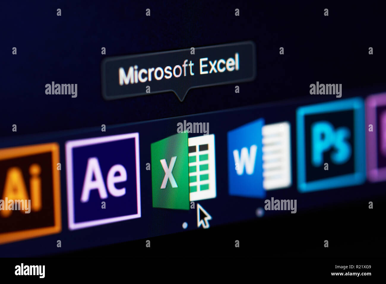 New york, Stati Uniti d'America - 15 novembre 2018:Microsoft Excel icona sulla schermata del dispositivo disturbato vista ravvicinata Foto Stock