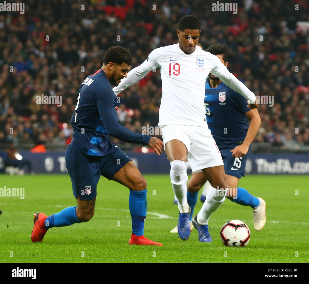 Londra, Regno Unito. 15 Novembre, 2018. Marcus Rashford di Inghilterra durante il cordiale partita di calcio tra Inghilterra e Stati Uniti d'America presso la stadio di Wembley a Londra, Inghilterra, il 15 novembre 2018. Azione di Credito Foto Sport Credit: Azione Foto Sport/Alamy Live News Foto Stock