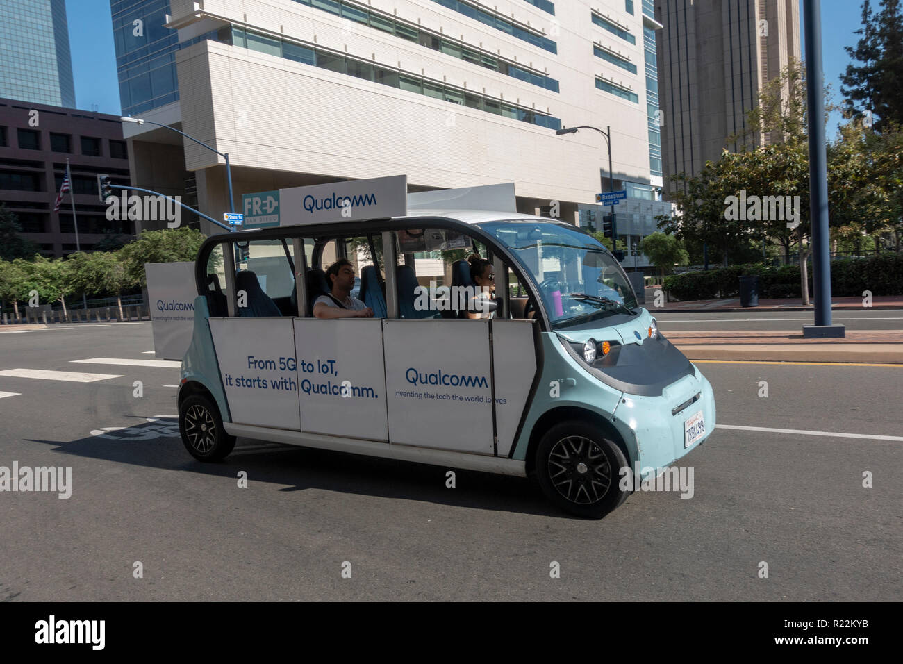 Un giro gratuito navetta (un Polaris GEM veicolo elettrico) nel centro cittadino di San Diego, California, Stati Uniti. Foto Stock
