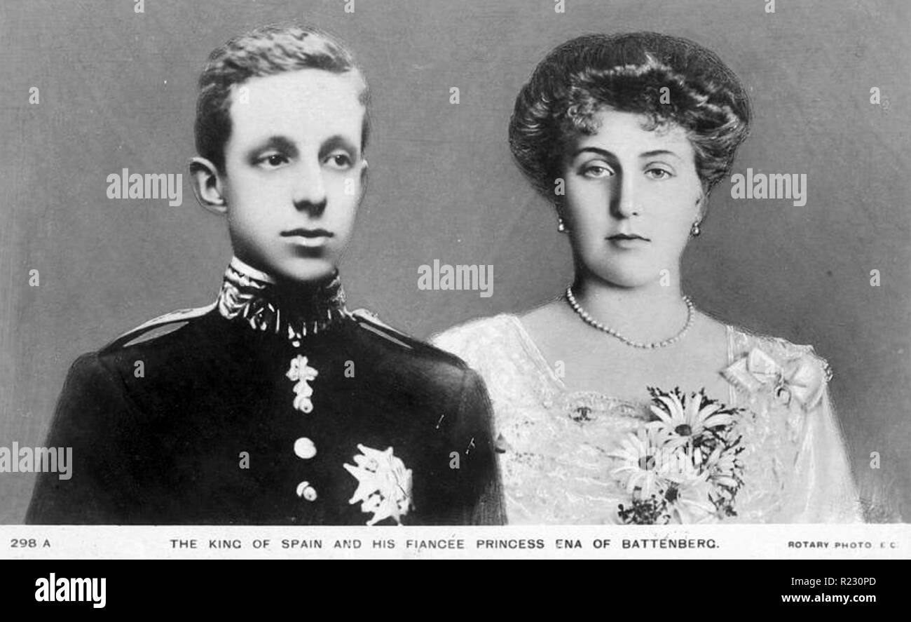ALFONSO III di Spagna con la sua fidanzata Victoria di Battenberg nel 1906 Foto Stock