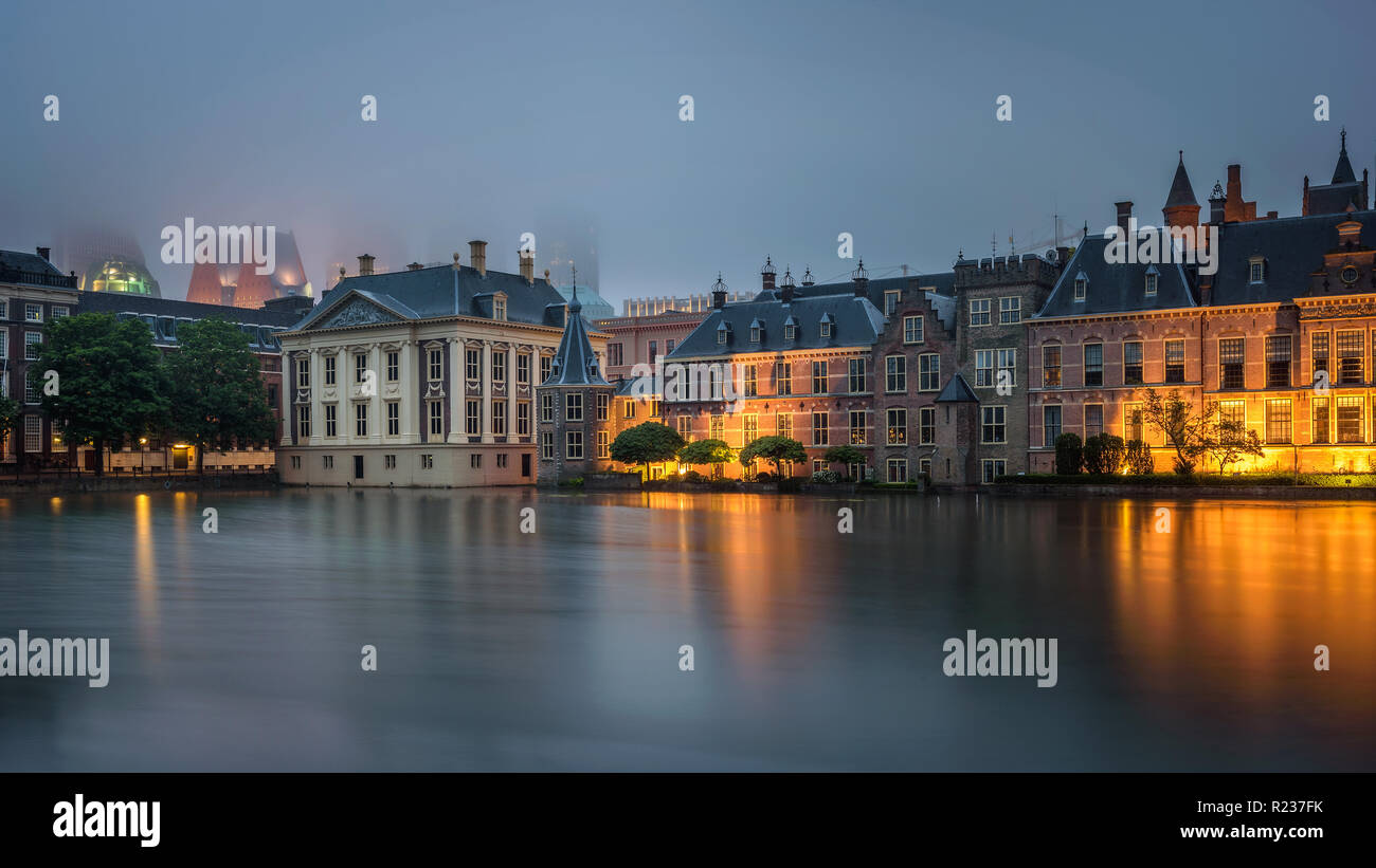 Gli edifici governativi nel centro di Den Haag, Paesi Bassi Foto Stock
