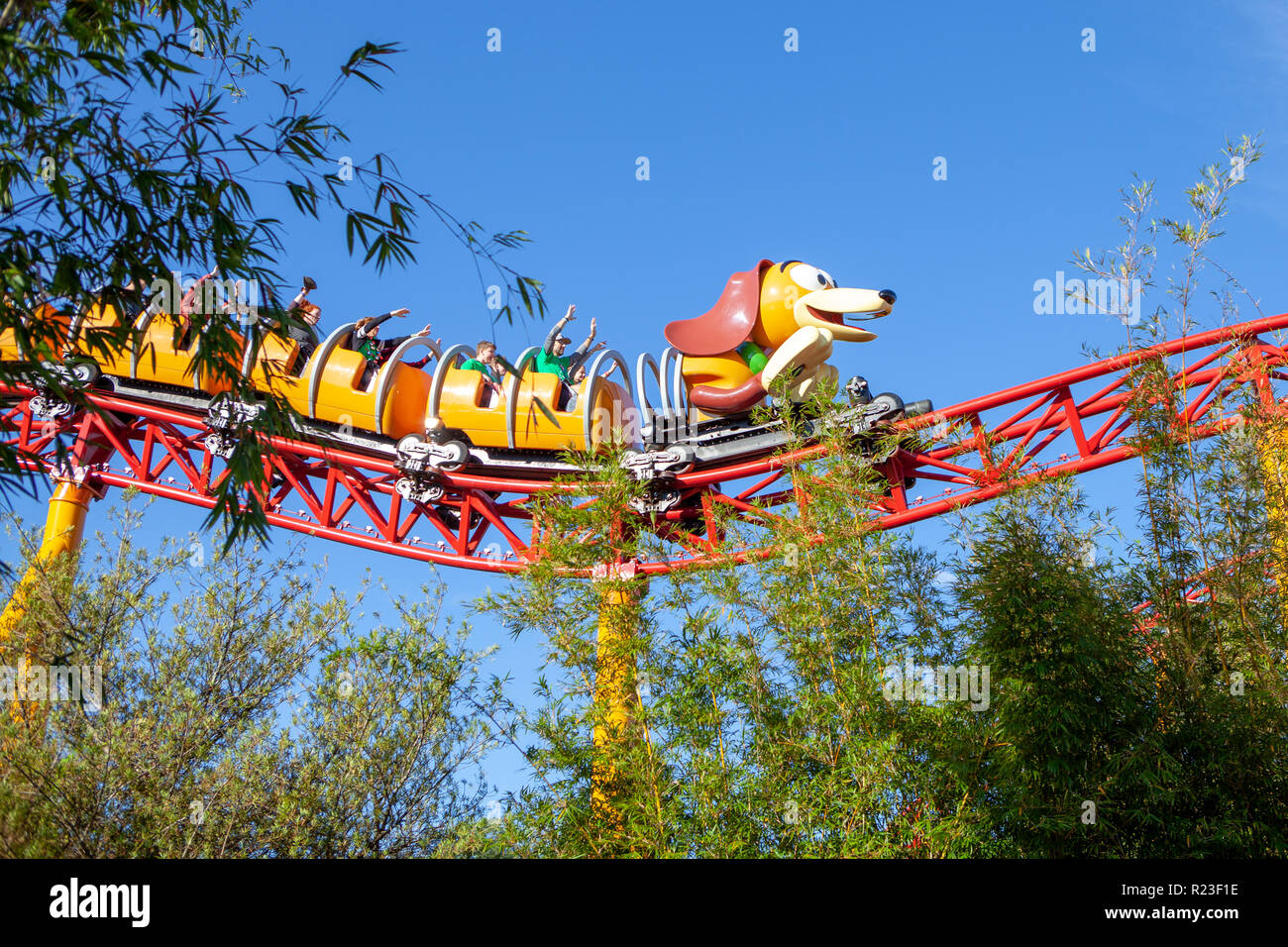 Slinky Dog Dash rollercoaster, Toy Story Land al Disney Studios Hollywood Theme Park, Orlando, Florida Foto Stock