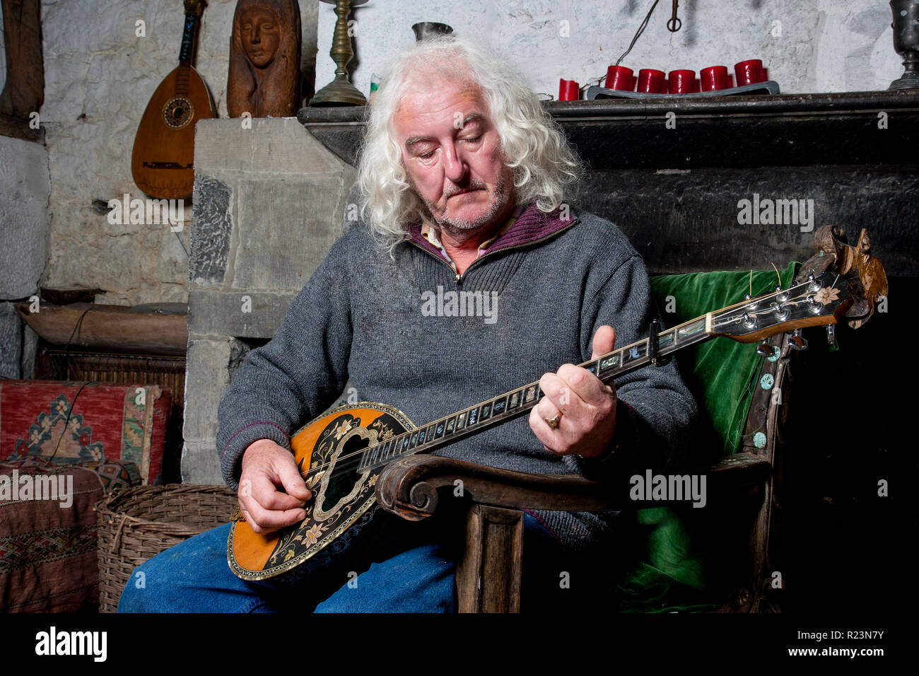 Alec Finn leggendario musicista irlandese e fondatore di De Dannan Foto Stock