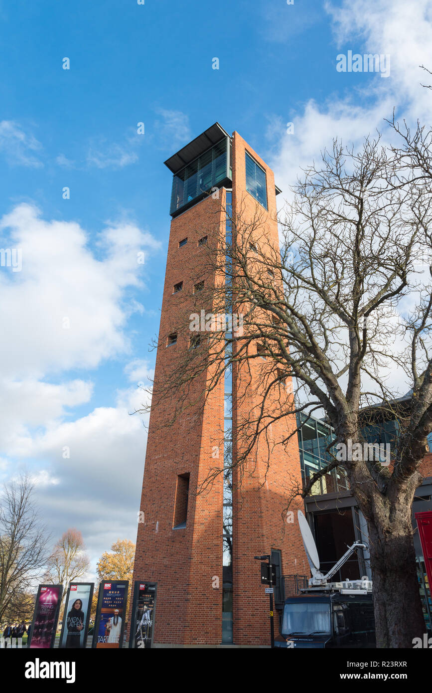 Torre di osservazione presso il Royal Shakespeare Theatre di Stratford-upon-Avon, Warwickshire Foto Stock