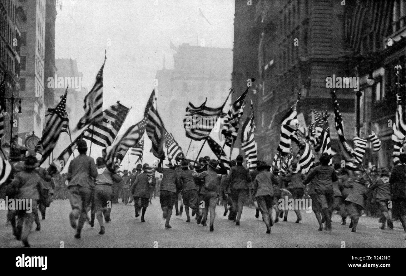 Soldati americani alla dichiarazione di guerra nel 1917; la città di New York la Prima Guerra Mondiale Foto Stock