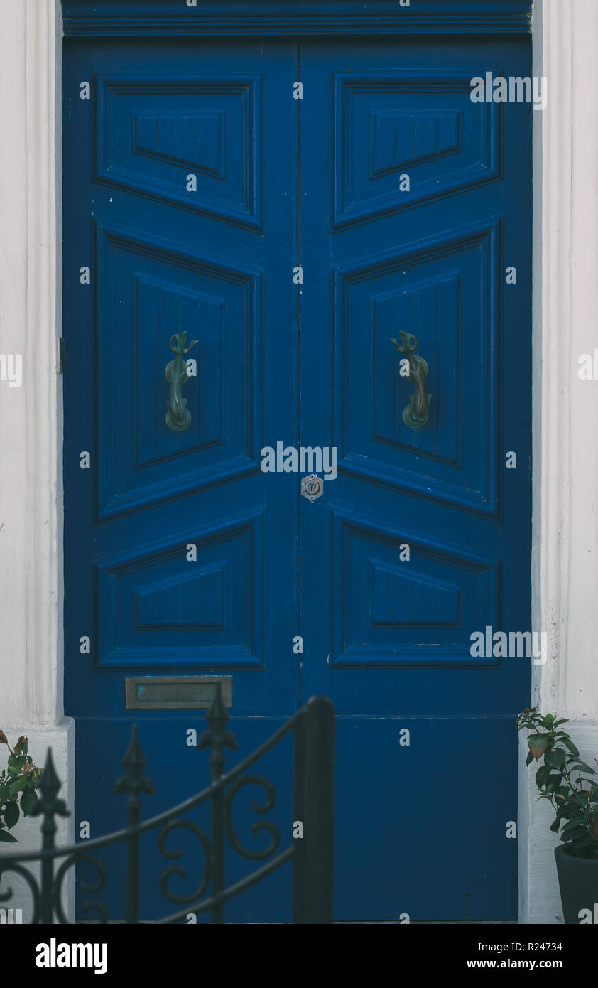 Il Maltese vecchio blu porta, Malta Foto Stock