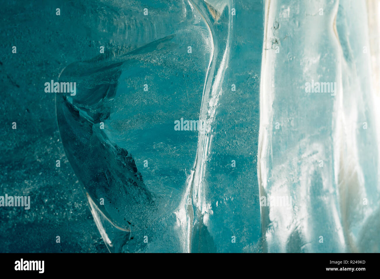 Blu superficie di ghiaccio nel ghiacciaio del Rodano, Svizzera Foto Stock